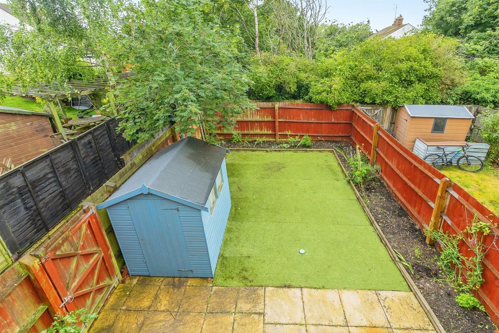 Property photo 3 of 19