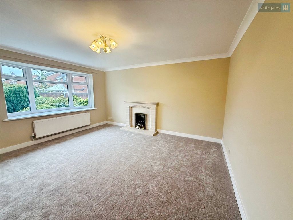 Property photo 3 of 13 Picture No. 10