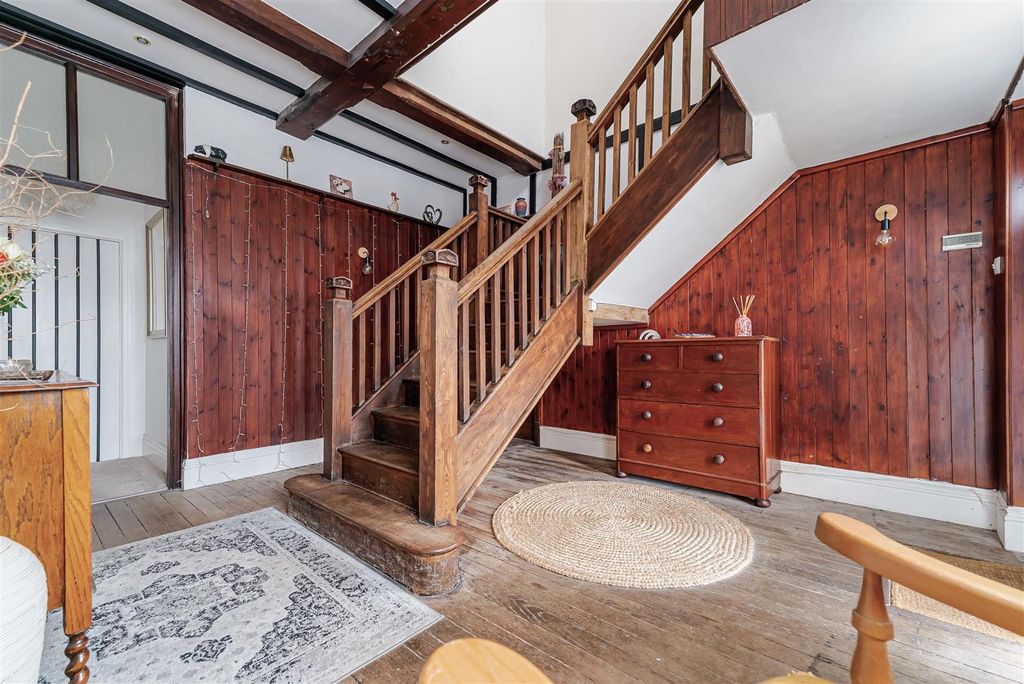 Property photo 3 of 49 Hallway