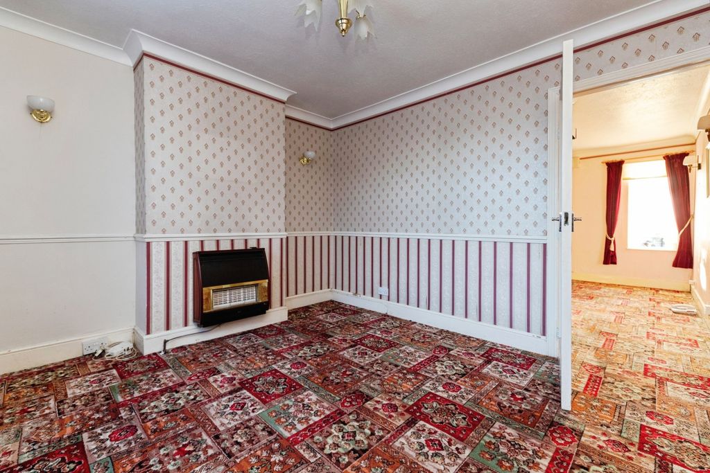 Property photo 2 of 15 Pbox-Img.Jpg