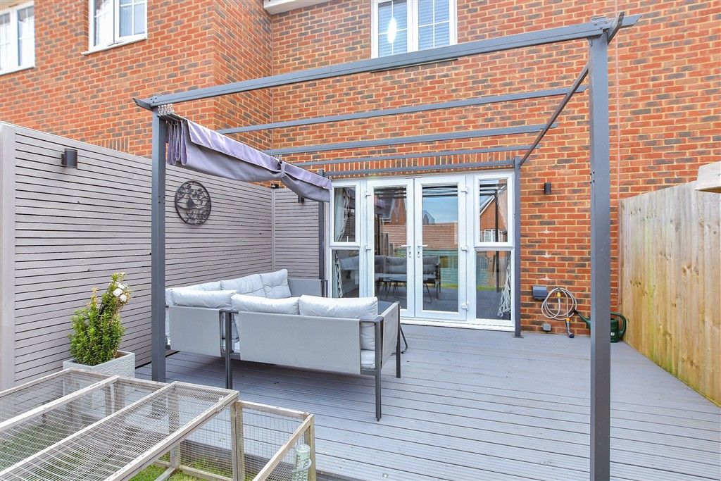 Property photo 2 of 4 Patio / Decking