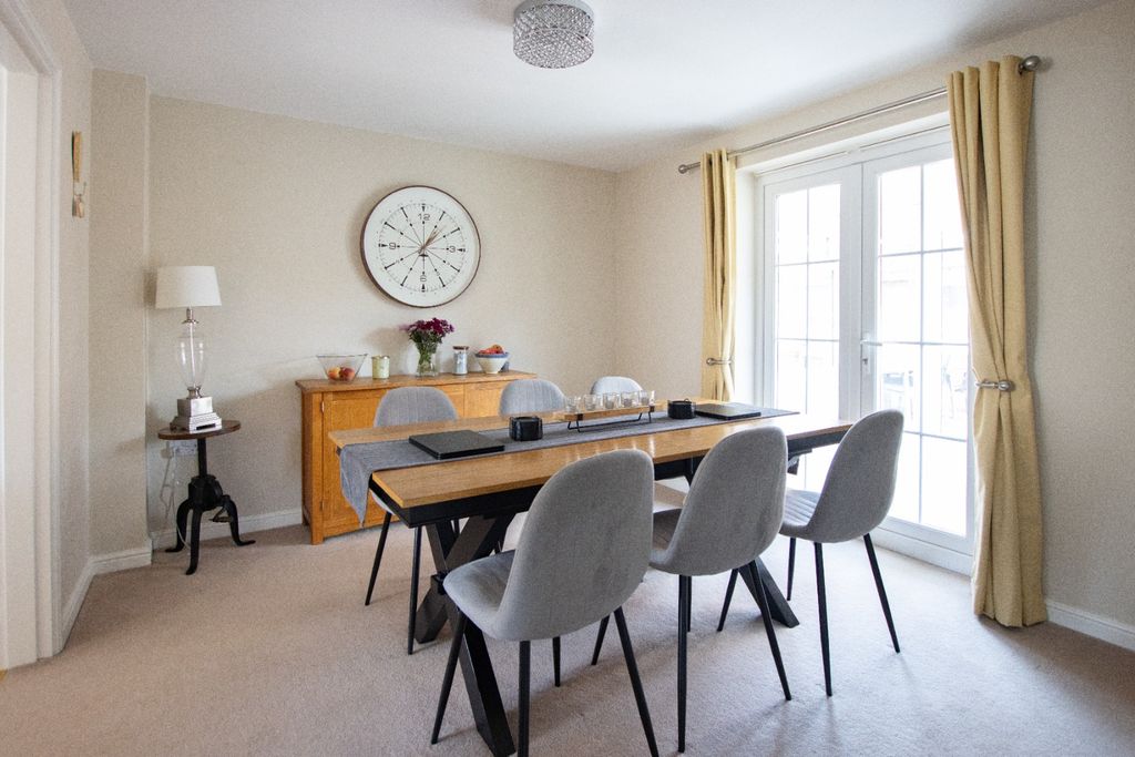 Property photo 3 of 25 5245344