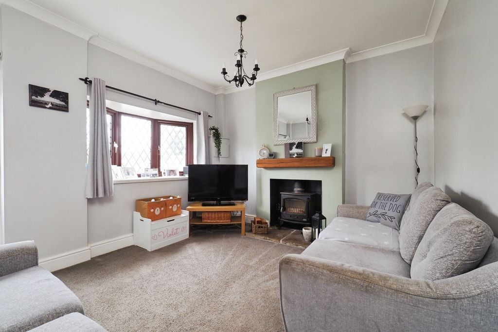 Property photo 2 of 17 Photo