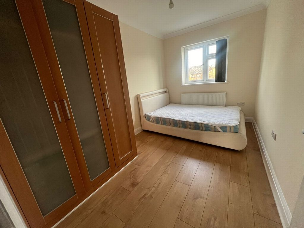 Property photo 3 of 9 Photo 3