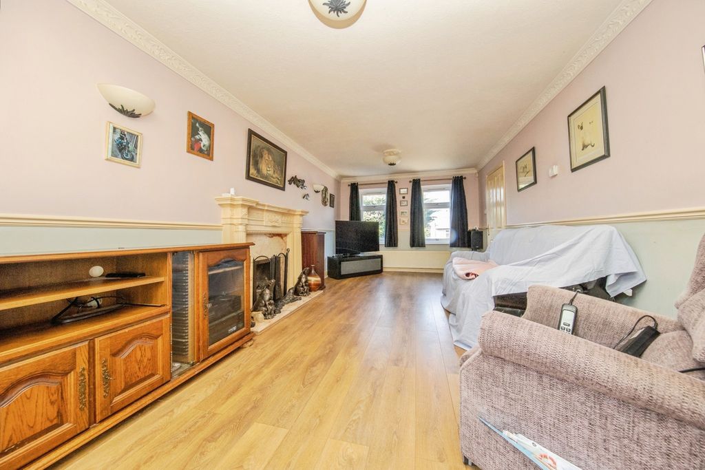 Property photo 3 of 20 Pbox-Img.Jpg