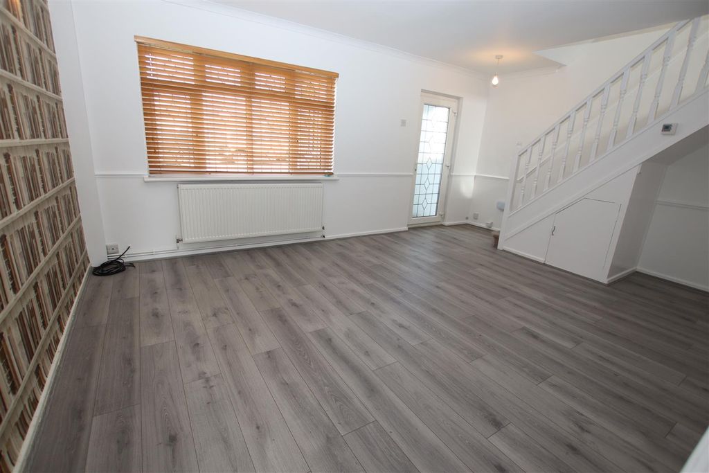 Property photo 2 of 10 Img_2806.Jpg