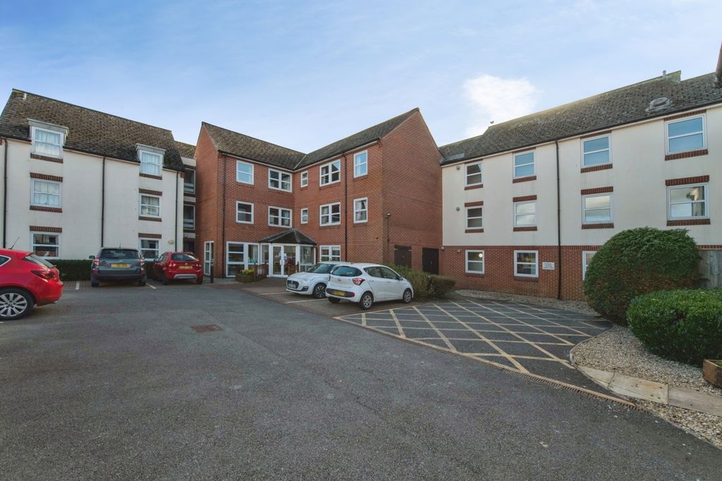 Additional image 17 of 1 bed flat for saleKing Street, Honiton, Devon EX14