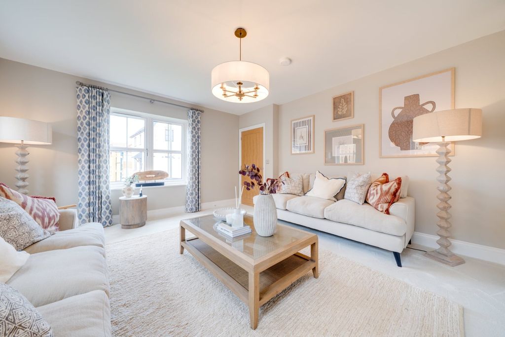 Property photo 3 of 16 5431553