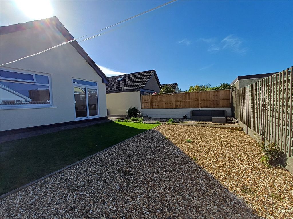 Property photo 2 of 15 Picture No. 33