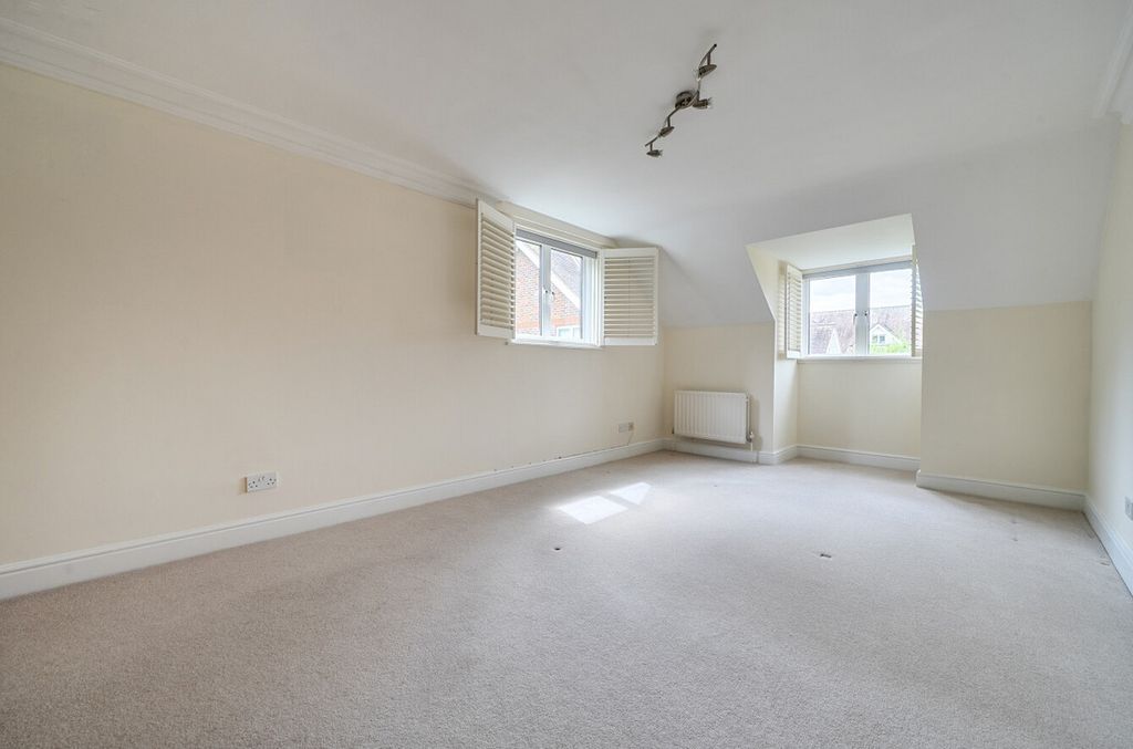 Additional image 12 of 2 bed flat for saleAndrews Reach, Bourne End SL8
