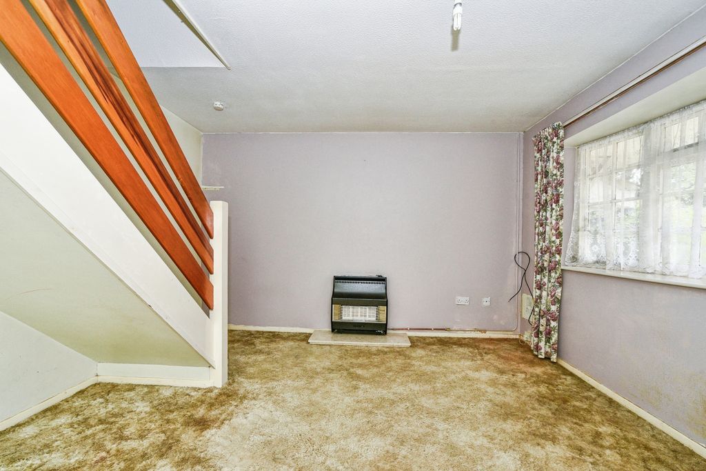 Property photo 3 of 20