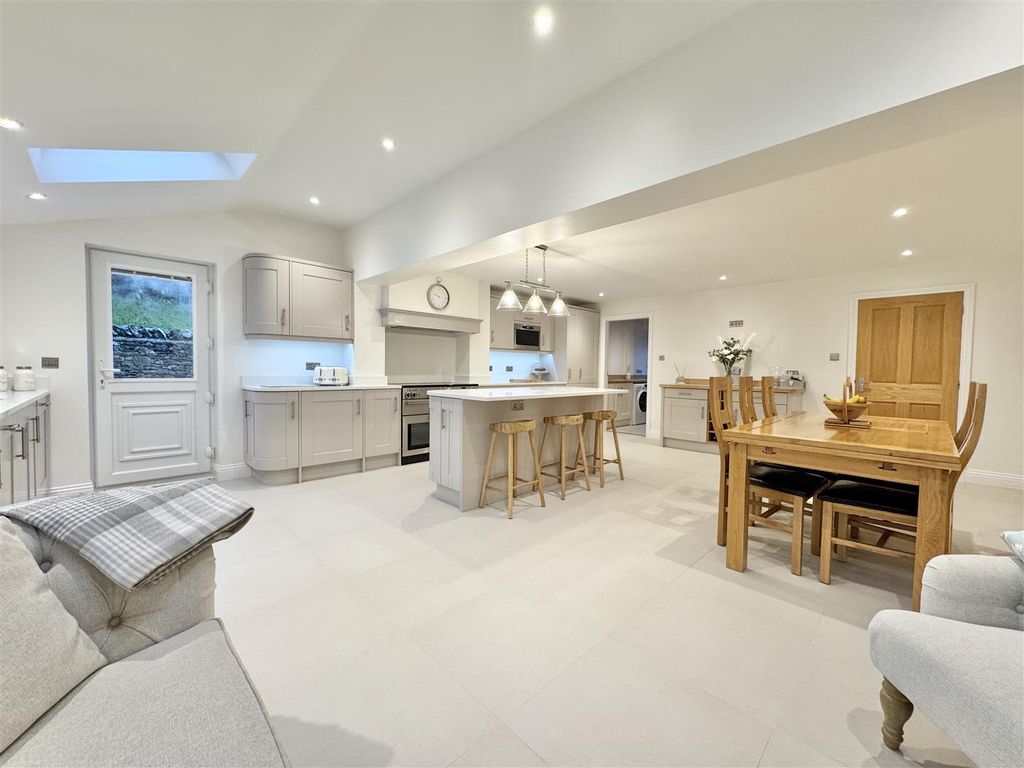 Property photo 2 of 34 Img_0508.Jpeg