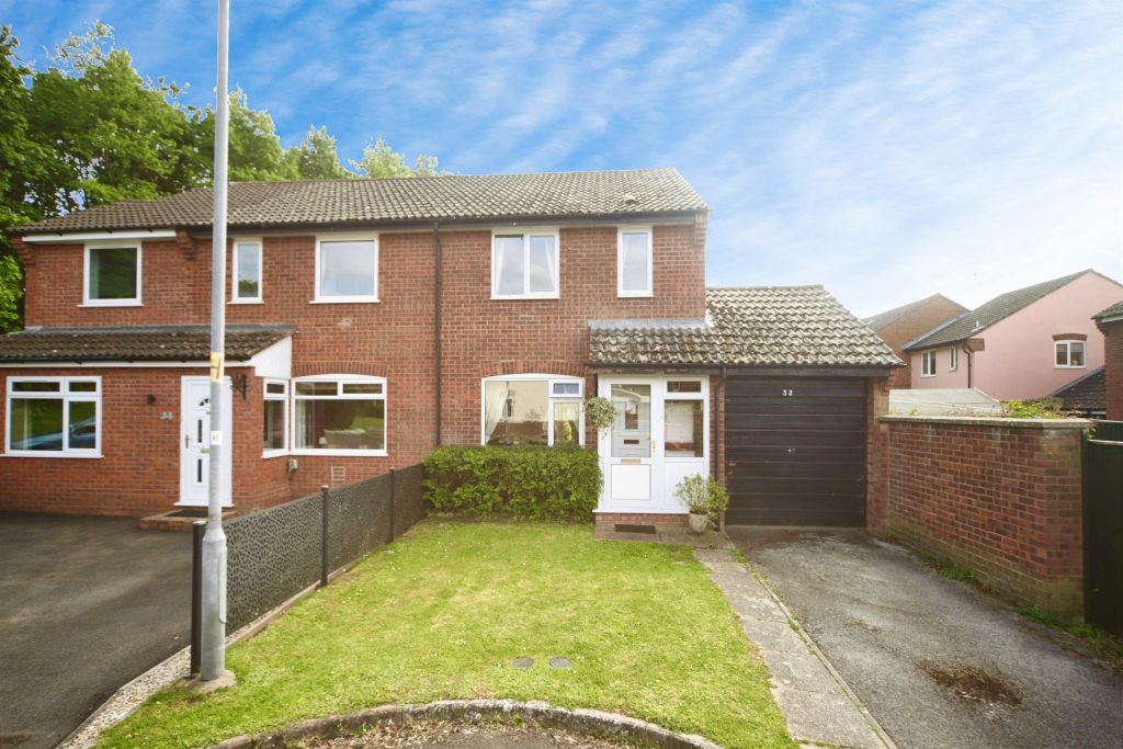 Property photo 1 of 16