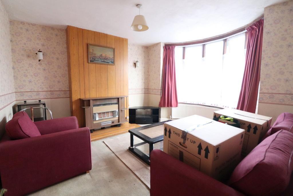 Property photo 2 of 8 Photo 2