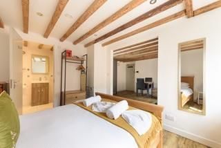 Property photo 1 of 15 Bedroom