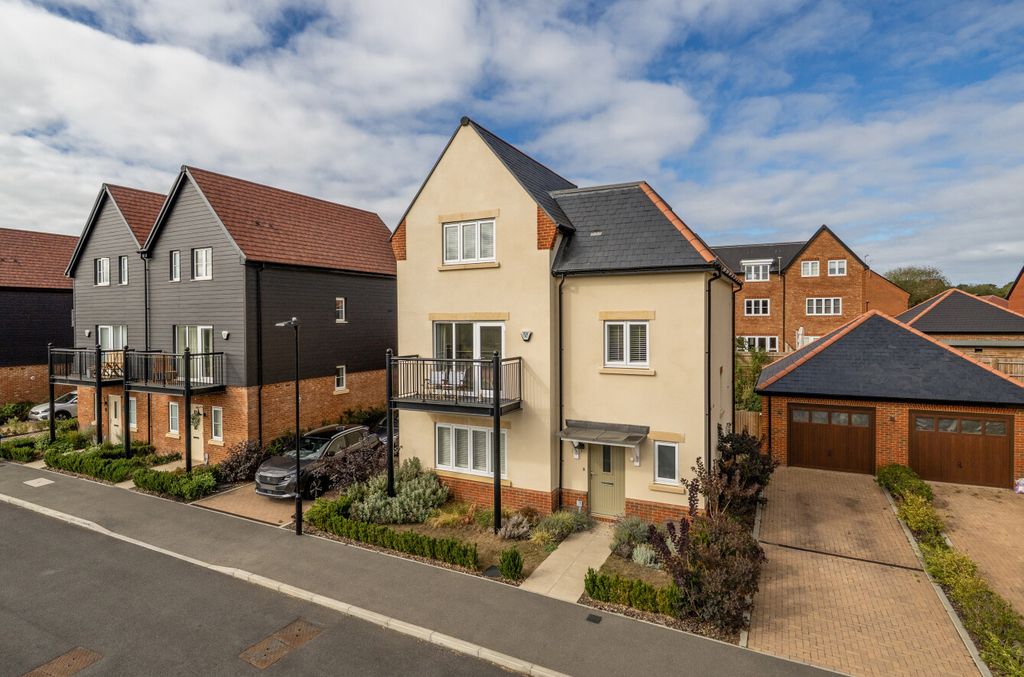 Property photo 1 of 23 1-6Aa16873Cb3B5-1...