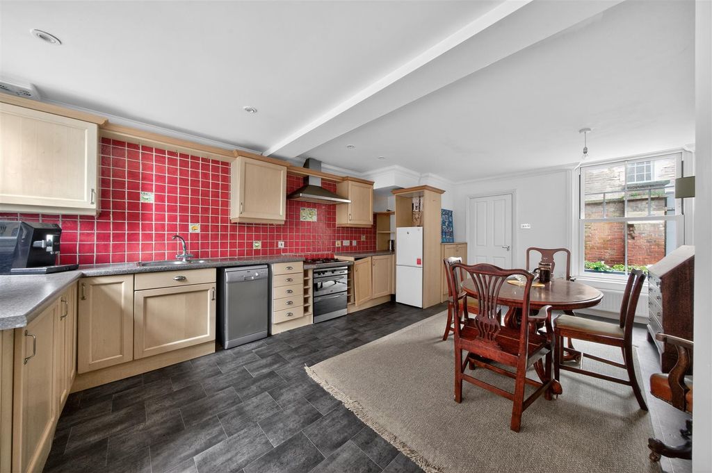 Property photo 3 of 25 1432000-19-69c68580Ddc1F.Jpg