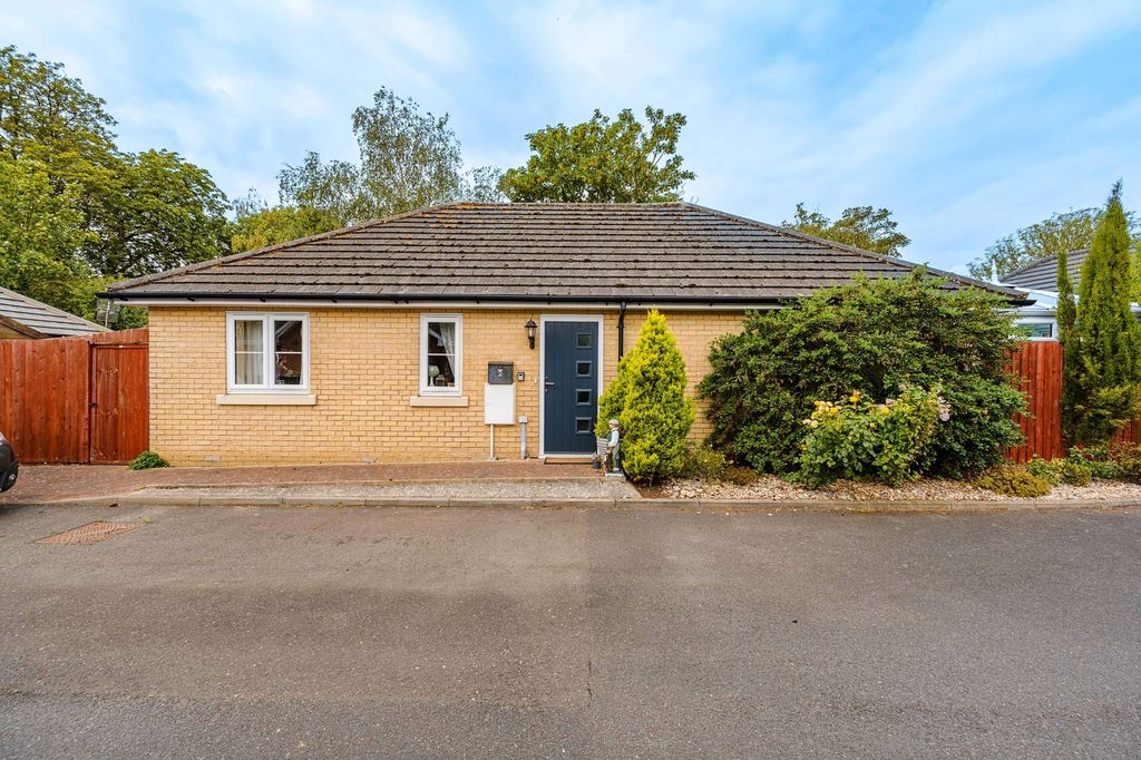 Property photo 1 of 20