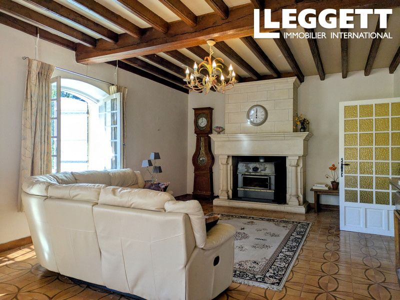 Property photo 3 of 10