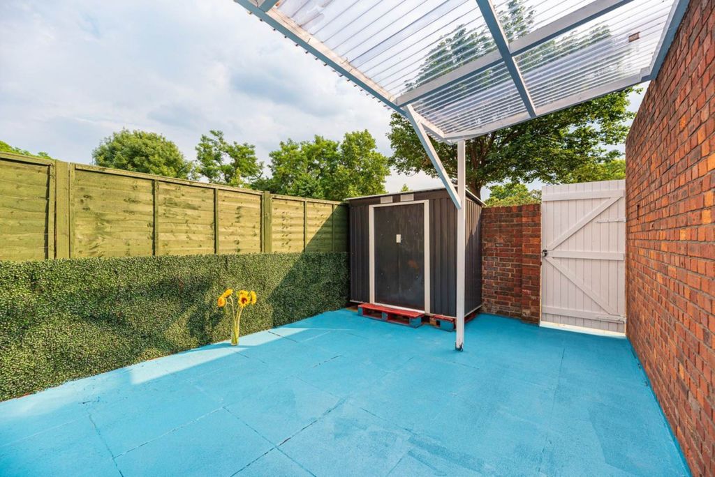 Additional image 13 of 3 bed flat for saleNine Elms, London SW8