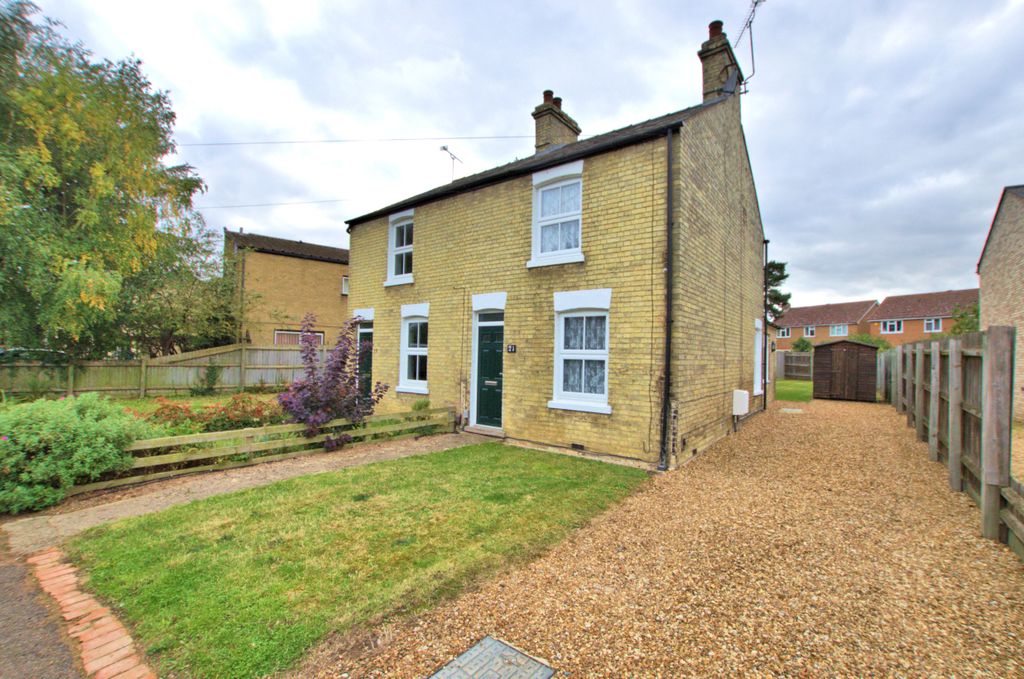 Property photo 3 of 12 Front2