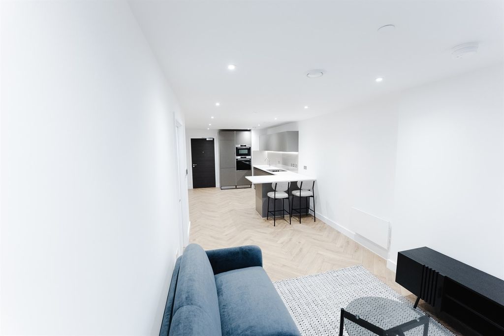 Property photo 2 of 9 (Email)