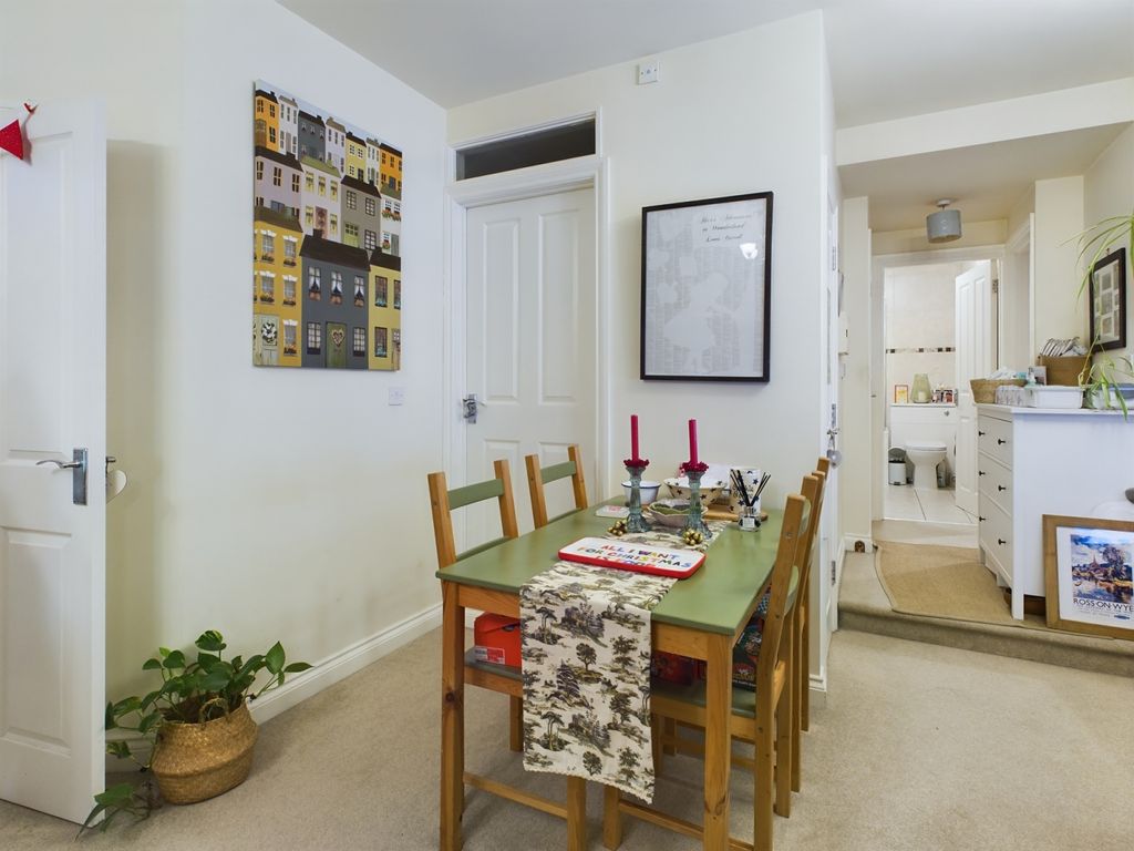 Property photo 3 of 11 Picture No. 10