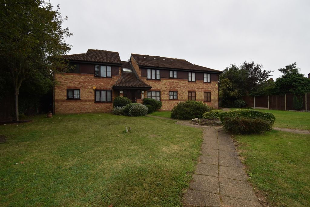Property photo 1 of 6