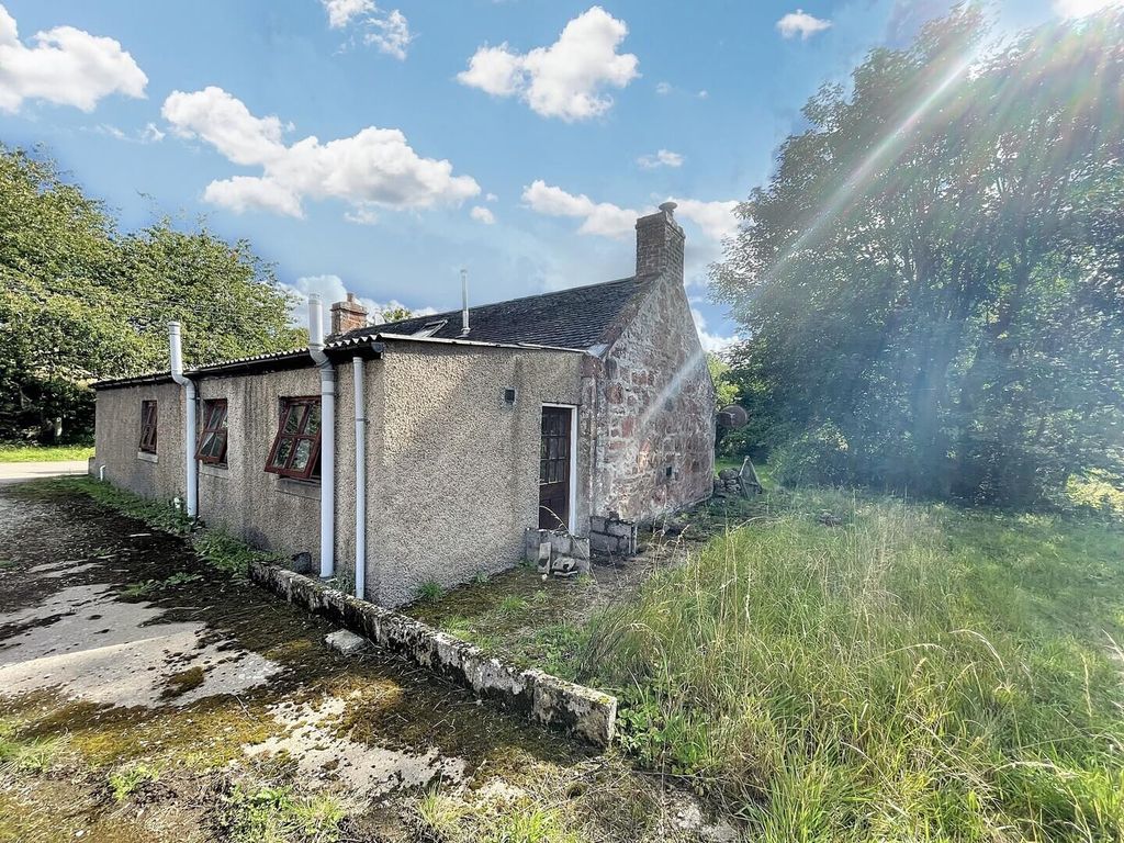 Property photo 3 of 10 Crystal Valley Floor Plan