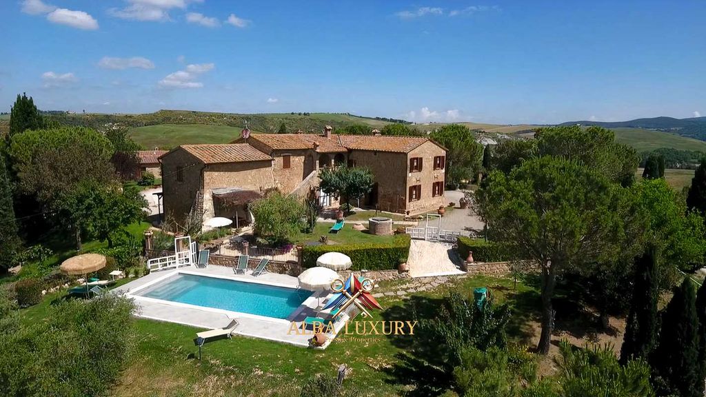 Property photo 2 of 36