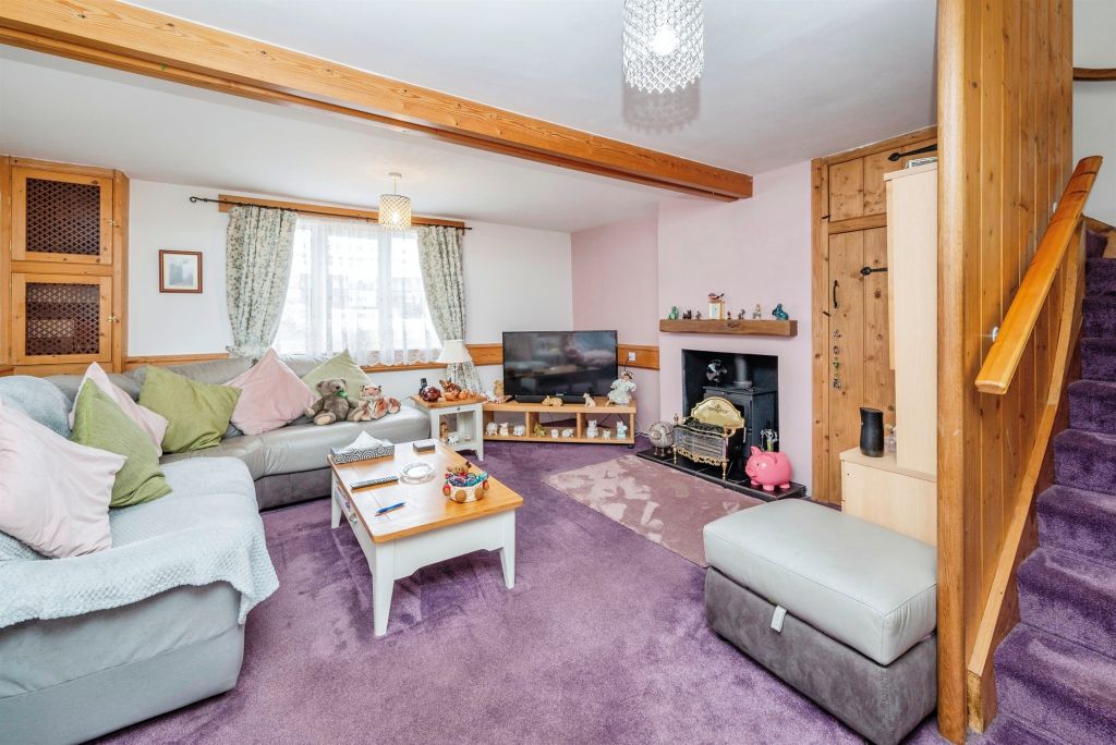 Property photo 3 of 16