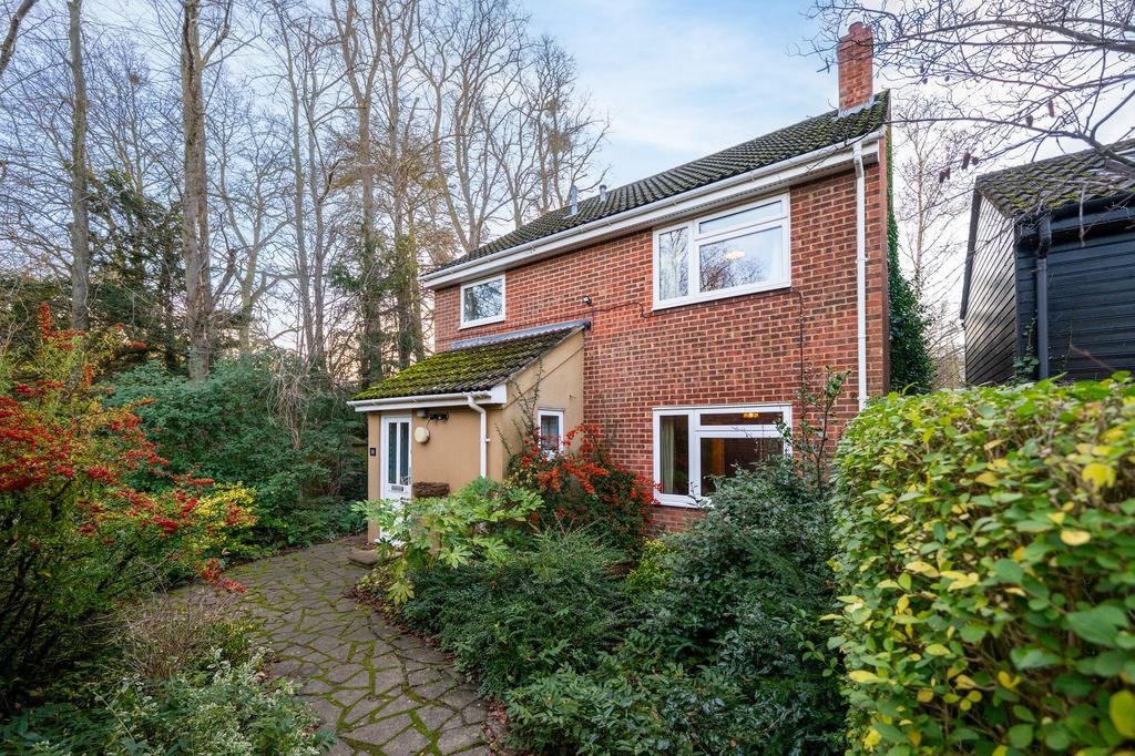 Property photo 1 of 24