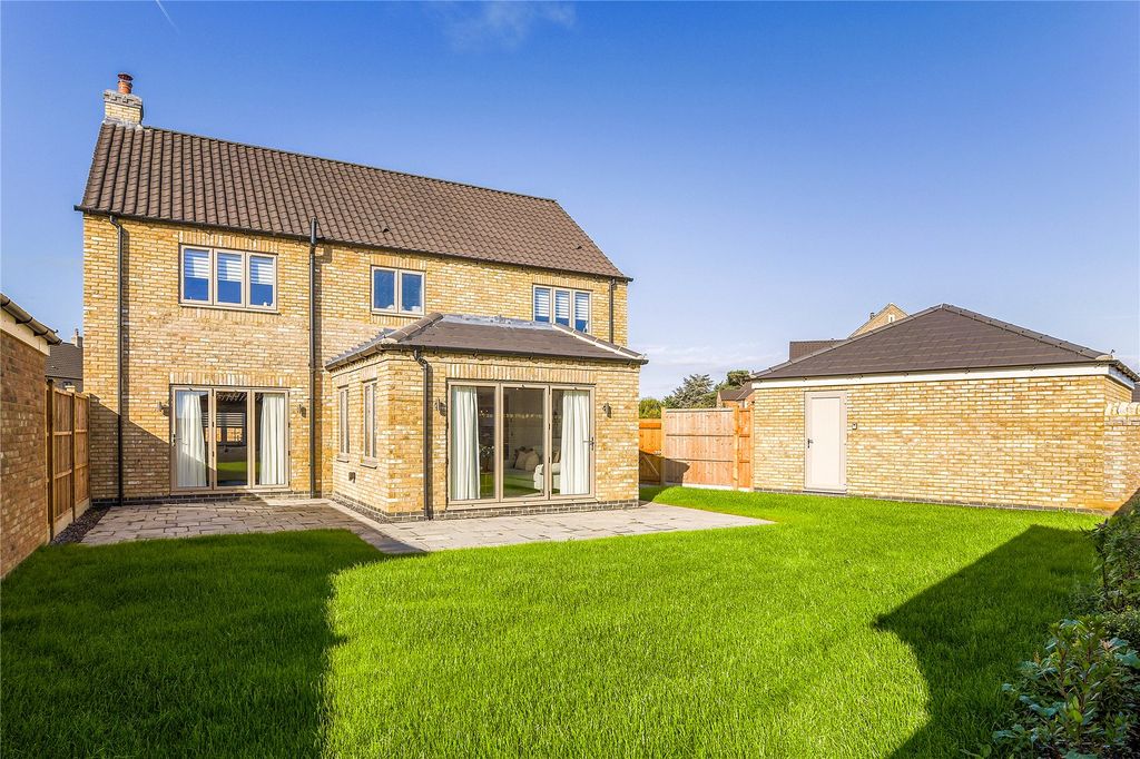 Property photo 2 of 16 Doddington Example
