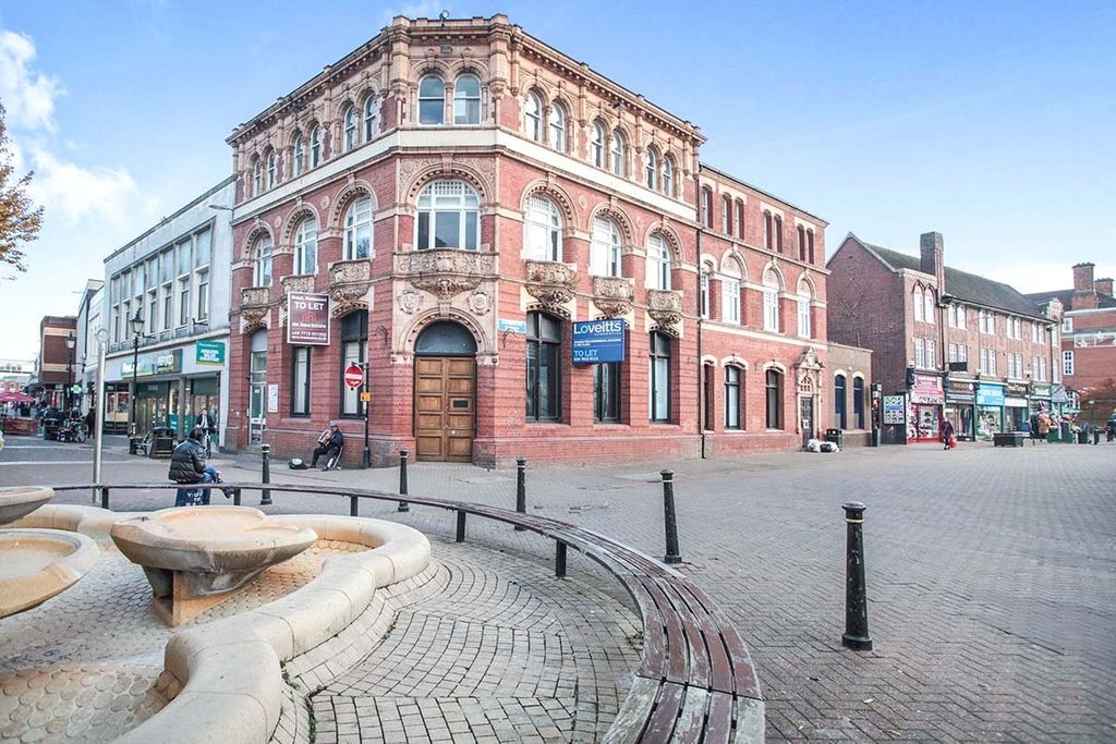 Property photo 1 of 7 Front Of Building