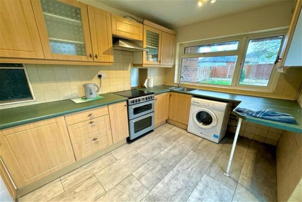 Property photo 2 of 20 (Email)
