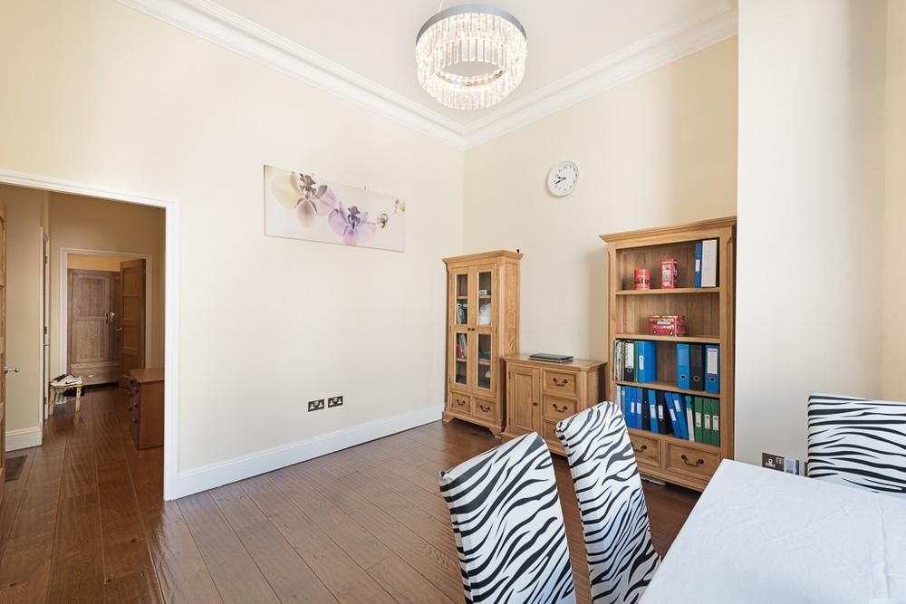 Property photo 3 of 10 2B396Ef1B91B715Bd281840F0564Cfe73Af6d53F.1000x667.