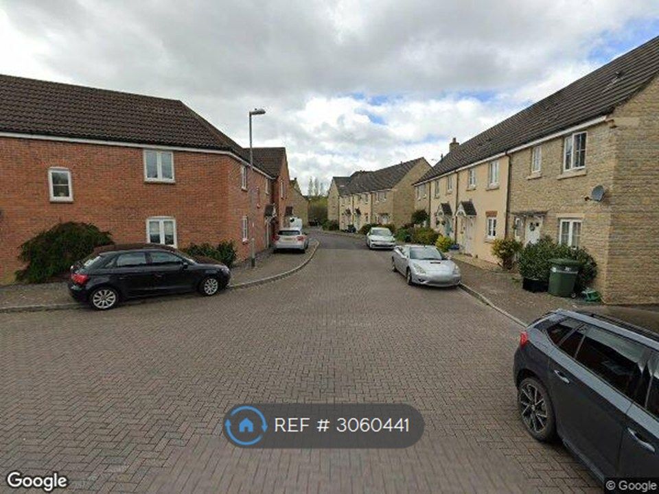 Property photo 2 of 12