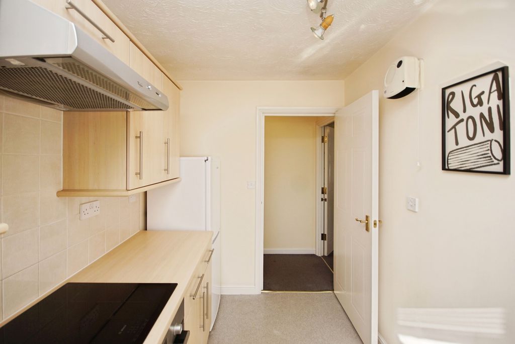 Property photo 3 of 18 Photo