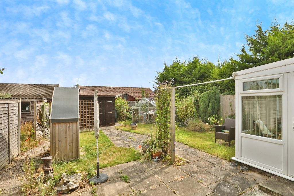 Property photo 2 of 13