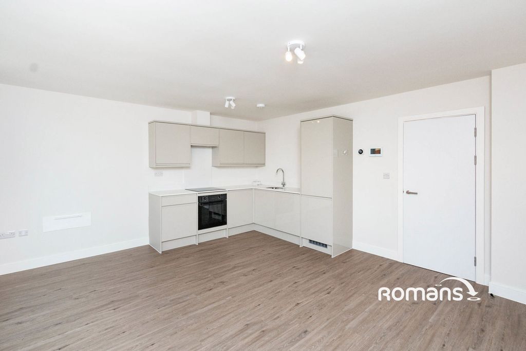 Property photo 2 of 10 Photo