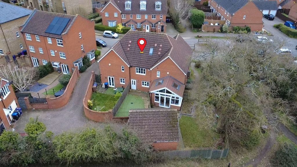 Property photo 1 of 20 Aerial