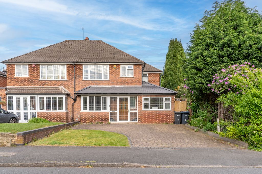 Property photo 1 of 25