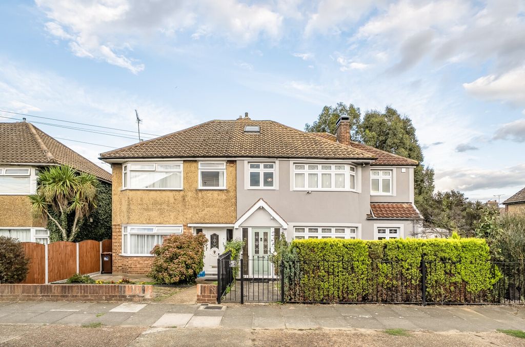 Property photo 1 of 24 5415602