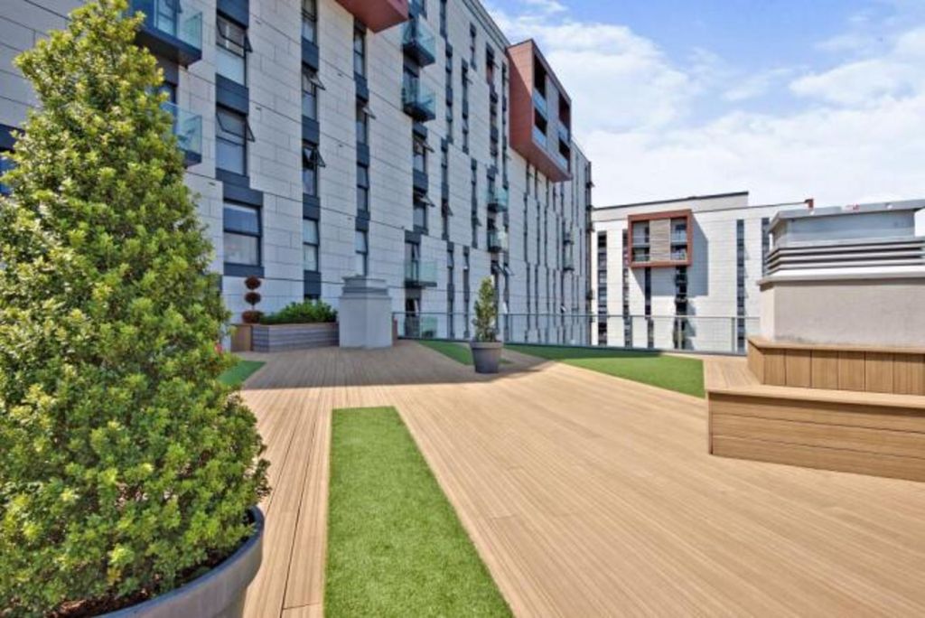 Property photo 1 of 21