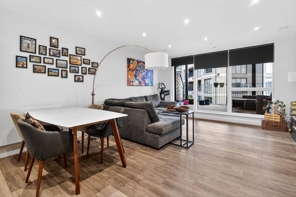 Property photo 3 of 20