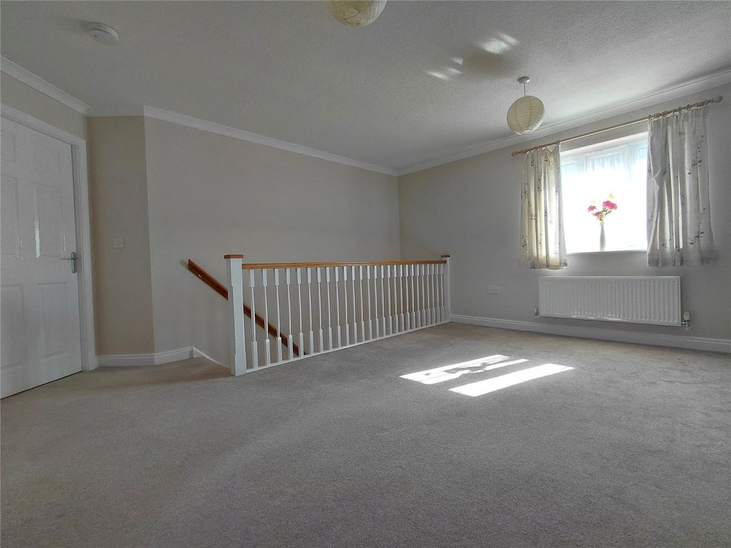 Property photo 3 of 13 Picture No. 16