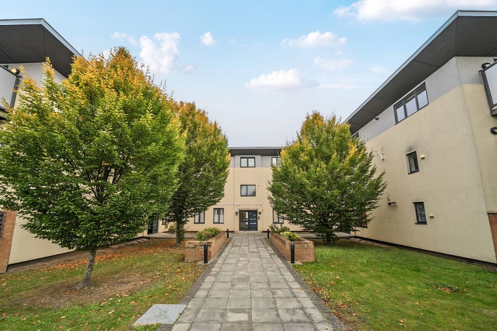 Property photo 1 of 21 1364671-3-68E4d41...