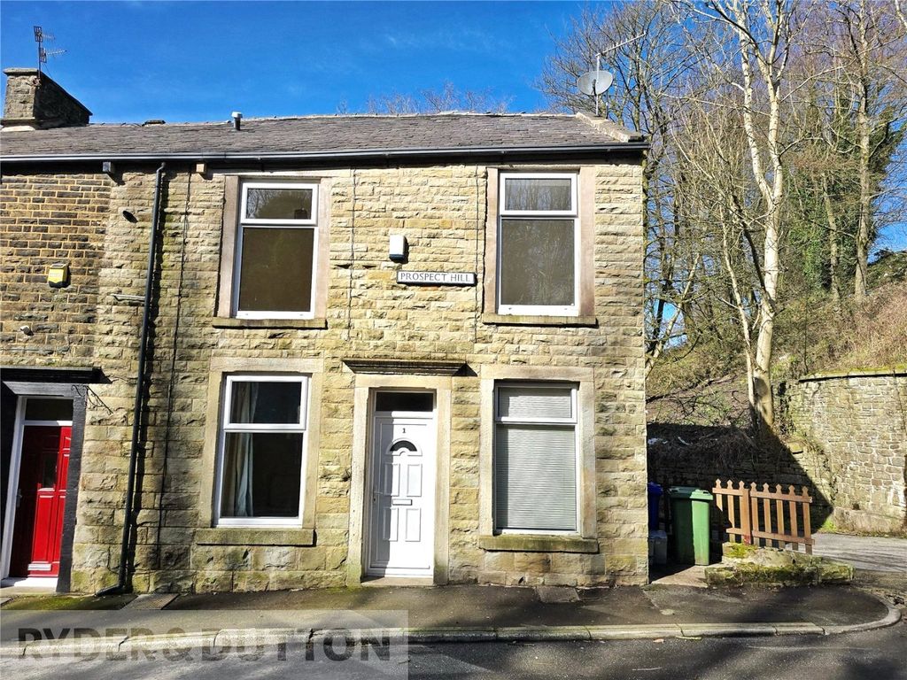 Property photo 1 of 11 Front
