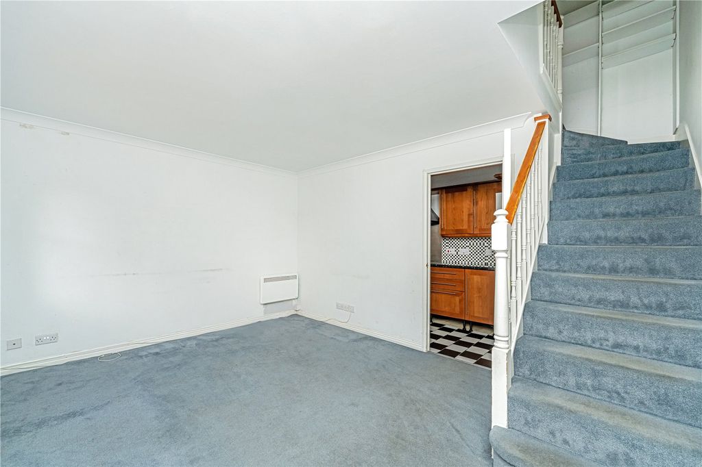 Property photo 3 of 10 Picture No. 22