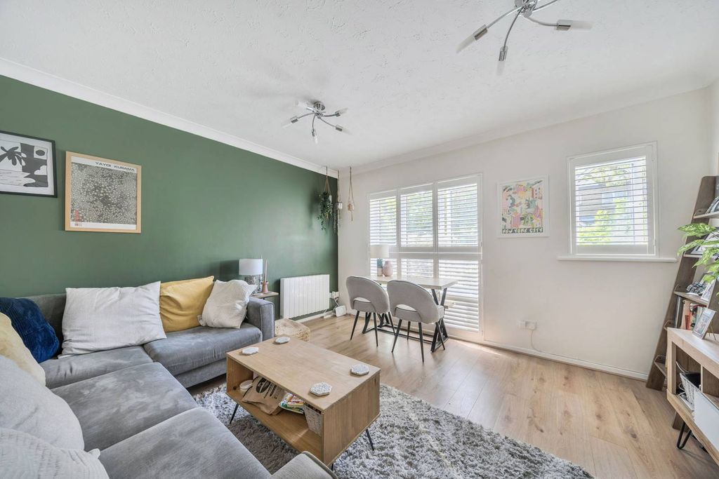 Property photo 1 of 7
